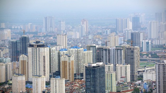 Hà Nội: Cao ốc vẫn ồ ạt 'mọc' nội đô và trên 'đất vàng' nhà máy di dời - Ảnh 1. Hà Nội: Cao ốc vẫn ồ ạt 'mọc' nội đô và trên 'đất vàng' nhà máy di dời - Ảnh 1.