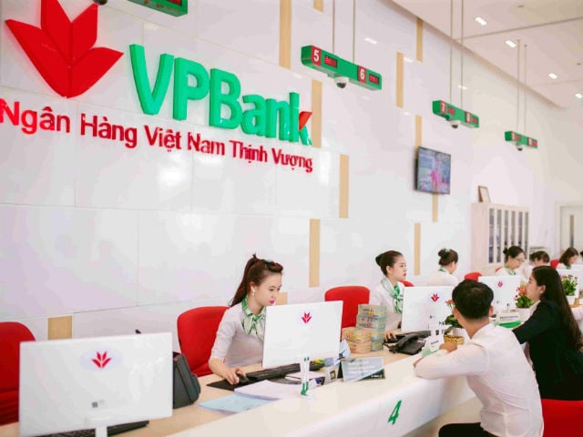 VPBank dự kiến chào bán 25% lượng cổ phiếu quỹ cho nhân viên - Ảnh 2. VPBank dự kiến chào bán 25% lượng cổ phiếu quỹ cho nhân viên - Ảnh 2.