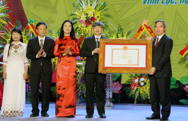 Thanh Hóa: Huyện Vĩnh Lộc đạt chuẩn nông thôn mới và đón nhận Huân chương Lao động hạng Ba - Ảnh 1. Thanh Hóa: Huyện Vĩnh Lộc đạt chuẩn nông thôn mới và đón nhận Huân chương Lao động hạng Ba - Ảnh 1.