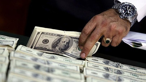 Tiền nhàn rỗi của các gia đình siêu giàu đang tăng cao - Ảnh 1. Tiền nhàn rỗi của các gia đình siêu giàu đang tăng cao - Ảnh 1.