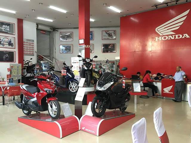 Vì sao xe máy Honda "loạn" giá trên thị trường? - Ảnh 1. Vì sao xe máy Honda "loạn" giá trên thị trường? - Ảnh 1.