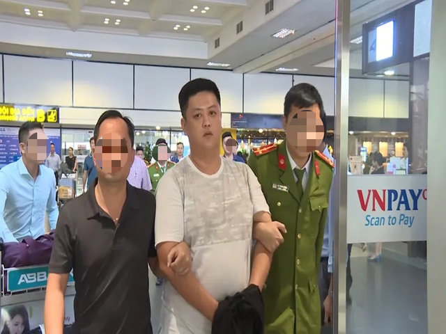 Nhân viên ngân hàng “bán” thông tin: Phải có công cụ để "nắm đầu" các ngân hàng - Ảnh 1. Nhân viên ngân hàng “bán” thông tin: Phải có công cụ để "nắm đầu" các ngân hàng - Ảnh 1.