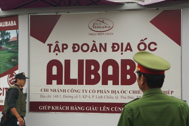 Công an TP. HCM: Công ty Alibaba lừa đảo hơn 6.700 người, chiếm đoạt hơn 2.500 tỷ đồng - Ảnh 4. Công an TP. HCM: Công ty Alibaba lừa đảo hơn 6.700 người, chiếm đoạt hơn 2.500 tỷ đồng - Ảnh 4.