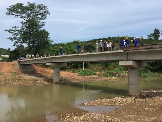 Bộ trưởng Nguyễn Văn Thể: Giao thông nông thôn góp phần xóa đói giảm nghèo - Ảnh 1.