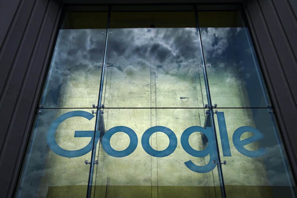 Doanh thu của công ty mẹ Google đạt 40,5 tỷ USD, tăng 20% trong quý ba - Ảnh 1. Doanh thu của công ty mẹ Google đạt 40,5 tỷ USD, tăng 20% trong quý ba - Ảnh 1.