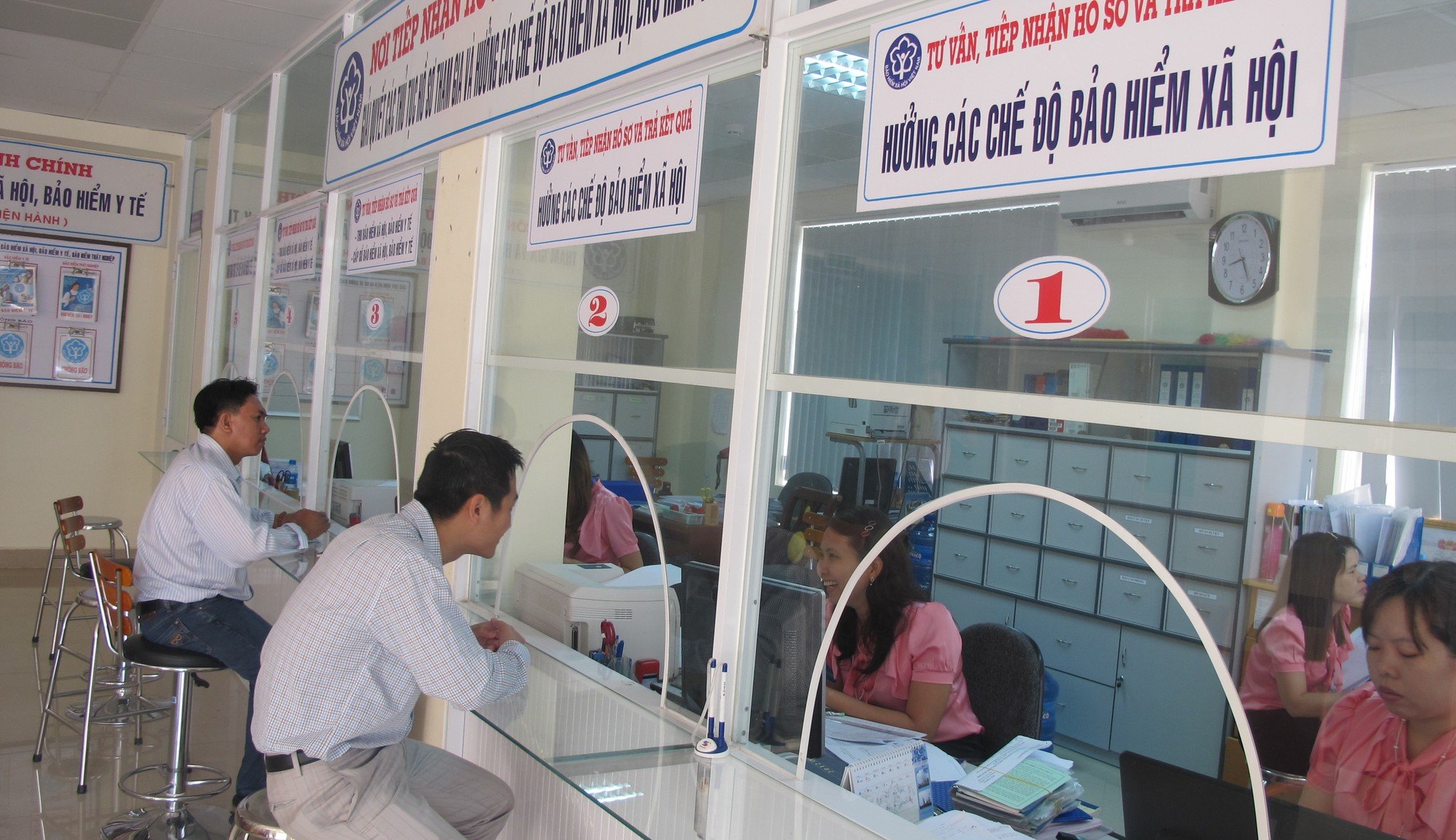 Doanh nghiệp không đóng bảo hiểm xã hội: Học kinh nghiệm xử lý từ Trung Quốc! - Ảnh 2. Doanh nghiệp không đóng bảo hiểm xã hội: Học kinh nghiệm xử lý từ Trung Quốc! - Ảnh 2.