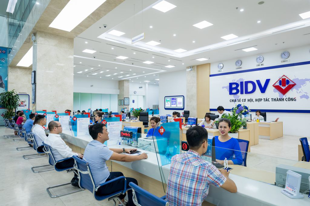 BIDV nhận 20.300 tỷ từ Keb Hana, BID tăng mạnh nhất cổ phiếu ngành ngân hàng - Ảnh 1. BIDV nhận 20.300 tỷ từ Keb Hana, BID tăng mạnh nhất cổ phiếu ngành ngân hàng - Ảnh 1.