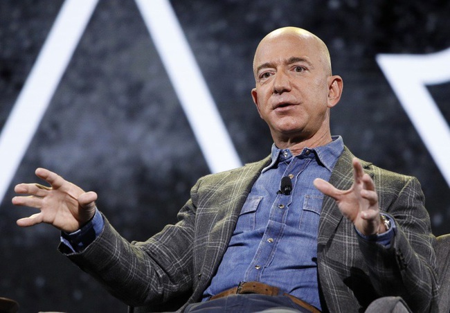 Nhiều CFO bình chọn Jeff Bezos là doanh nhân tiêu biểu của thập kỷ - Ảnh 1.