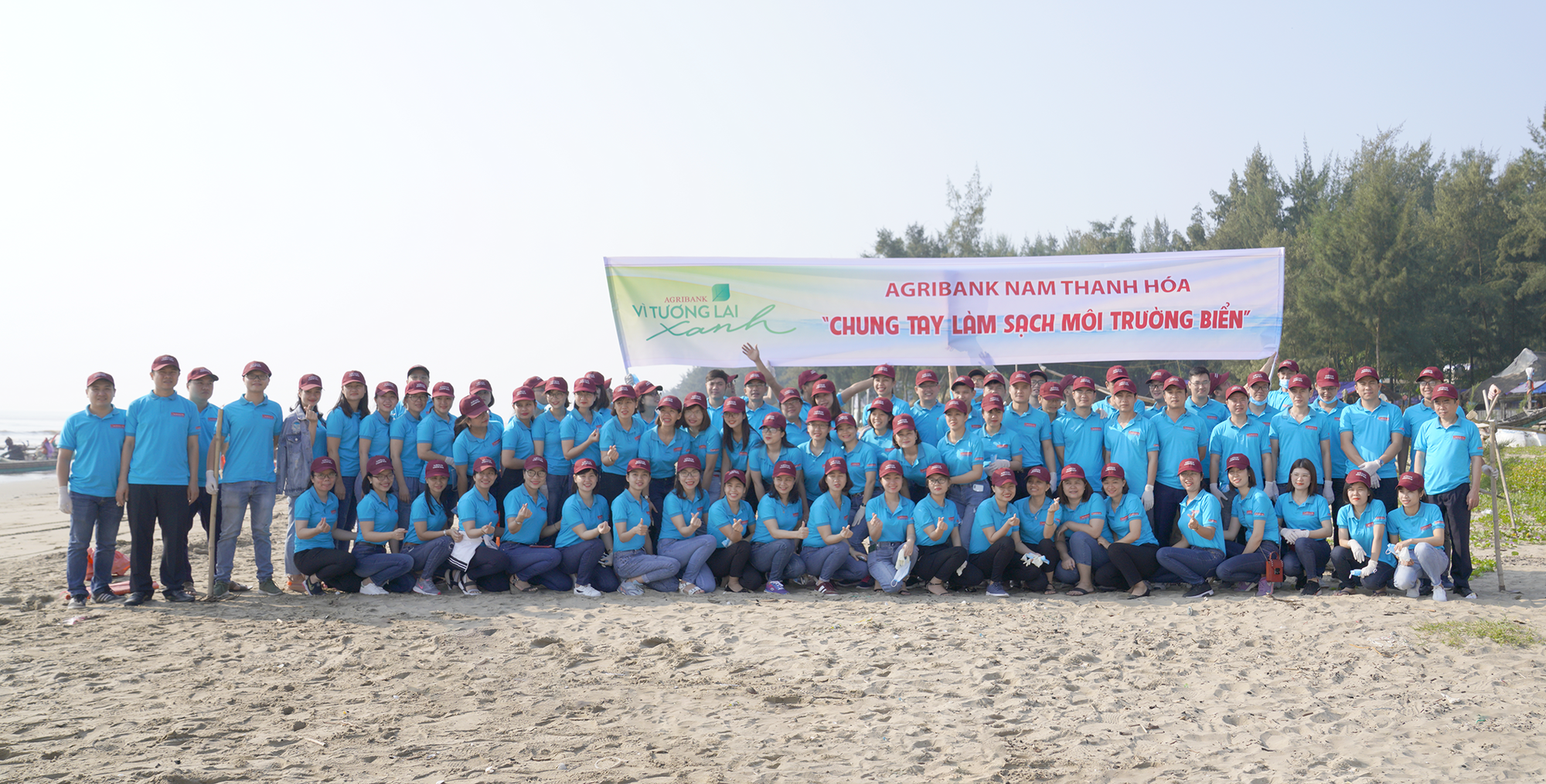 Agribank nỗ lực hành động vì chất lượng cuộc sống cộng đồng - Ảnh 4. Agribank nỗ lực hành động vì chất lượng cuộc sống cộng đồng - Ảnh 4.