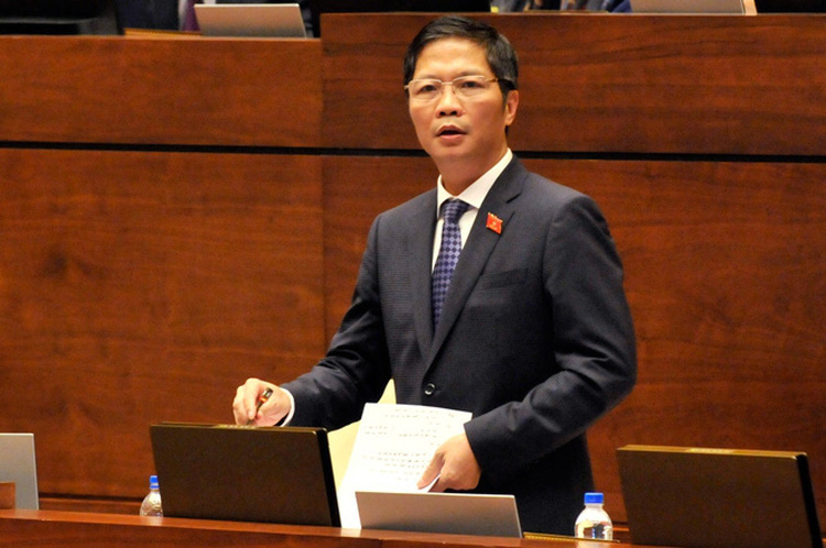 Bộ trưởng Công thương thừa nhận lỗ hổng pháp lý về sản phẩm có "đường lưỡi bò" - Ảnh 1. Bộ trưởng Công thương thừa nhận lỗ hổng pháp lý về sản phẩm có "đường lưỡi bò" - Ảnh 1.