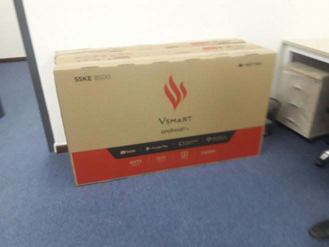 Rò rỉ hình ảnh TV Vsmart đầu tiên của Vingroup sản xuất - Ảnh 1. Rò rỉ hình ảnh TV Vsmart đầu tiên của Vingroup sản xuất - Ảnh 1.