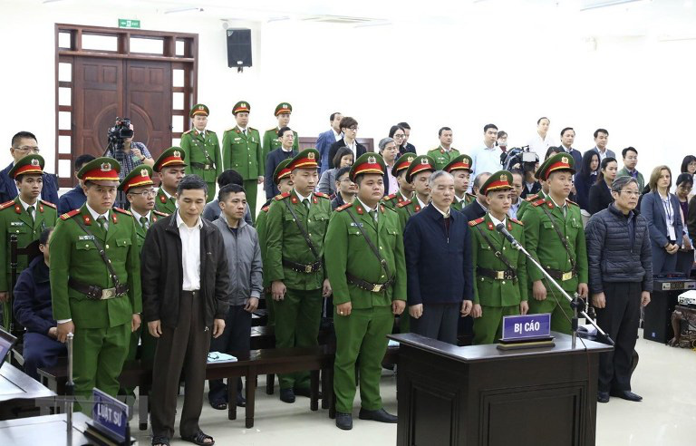 Chưa nộp lại 3 triệu USD, ông Nguyễn Bắc Son bị đề nghị án tử hình - Ảnh 1. Chưa nộp lại 3 triệu USD, ông Nguyễn Bắc Son bị đề nghị án tử hình - Ảnh 1.