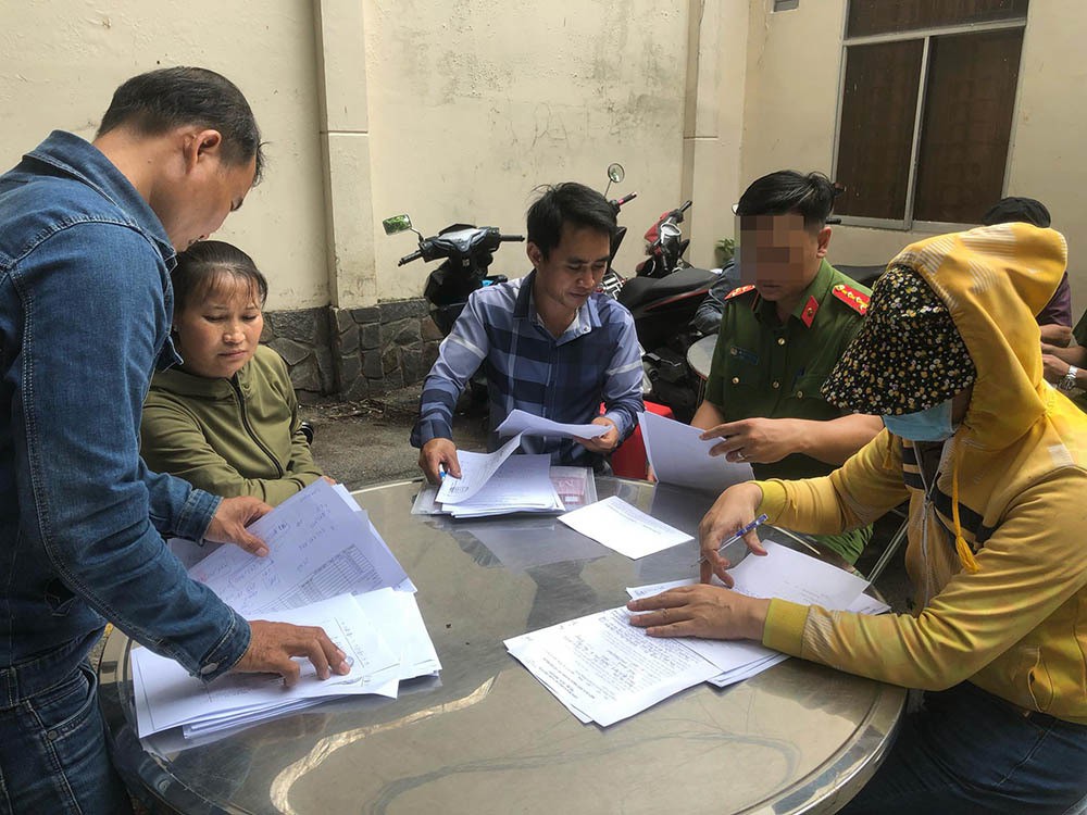 Công an TP. HCM: Công ty Alibaba lừa đảo hơn 6.700 người, chiếm đoạt hơn 2.500 tỷ đồng - Ảnh 2. Công an TP. HCM: Công ty Alibaba lừa đảo hơn 6.700 người, chiếm đoạt hơn 2.500 tỷ đồng - Ảnh 2.