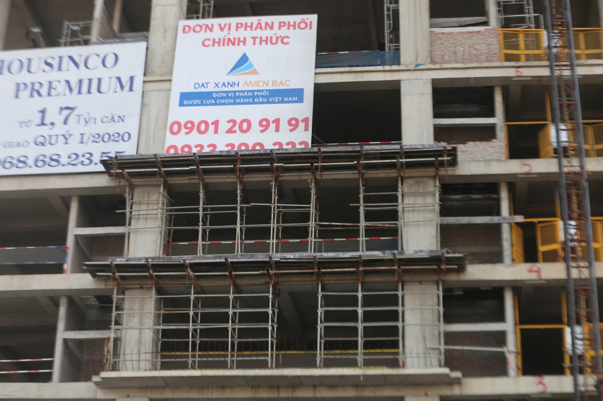 Sau lệnh &quot;cấm&quot; Housinco Premium vẫn tiếp tục thi công - Ảnh 10.