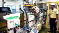 Từ 30/12, giảm thuế nhập khẩu thức ăn chăn nuôi sau đà tăng giá kỷ lục