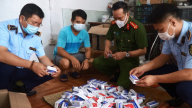Chưa được cấp phép, thuốc quảng cáo trị COVID-19 vẫn bán tràn lan
