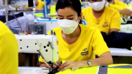 Kinh tế phục hồi trong các ngành sản xuất chế tạo, bán lẻ và du lịch