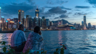 Hong Kong nới lỏng quy tắc Covid cho du lịch theo nhóm