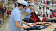 Tận dụng bã cà phê, sợi sen... dệt may kỳ vọng xuất khẩu đến 48 tỷ USD năm 2023