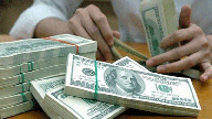Tỷ giá USD hôm nay 30/12: Lao dốc không phanh trên thị trường tự do