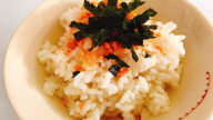 Người Nhật khen sashimi chấm muối tôm Việt Nam ngon