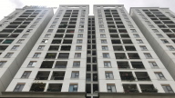 Giá nhà đất liên tục tăng, gấp 20 lần thu nhập, người thu nhập thấp không có chốn 'an cư'