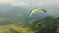 Bay dù lượn ngắm miền di sản Phong Nha - Kẻ Bàng