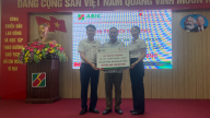 Agribank Sơn La: Chi trả quyền lợi bảo hiểm gần 469 triệu đồng