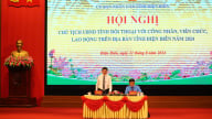 Chủ tịch UBND tỉnh Điện Biên đối thoại với đoàn viên, người lao động 