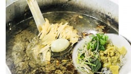 Chuyện lạ Gia Lai: Bún cua thối, vừa ăn vừa bịt mũi thế mà là đặc sản, ăn riết rồi nghiền