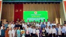 Hội Nông dân tỉnh Hậu Giang ra mắt Câu lạc bộ Nông dân tỷ phú 