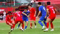 U16 Việt Nam thắng đậm U16 Uzbekistan, CĐV Đông Nam Á khen 'ngầu'