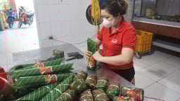 Đặc sản Đà Nẵng vào mùa Tết, làm chả, nem, lạp xưởng thơm nức 'mùi ngon', có sản phẩm đạt 4 sao OCOP