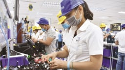 Bao giờ tăng lương tối thiểu vùng năm 2025?