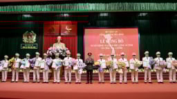 26 Đại tá, Thượng tá Công an tỉnh Hòa Bình xin nghỉ hưu trước tuổi