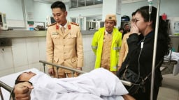 Cảnh sát giao thông cứu sống nam thanh niên nhảy cầu tự tử