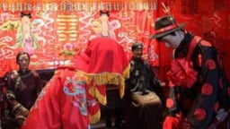 Trong thời cổ đại, tại sao phụ nữ có thể chịu đựng được việc chồng lấy vợ lẽ?