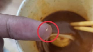 Chuỗi cửa hàng tiện lợi FamilyMart lên tiếng về nghi vấn lẩu ly có chứa dòi 