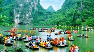 Du lịch Hà Nội không chỉ có Hồ Gươm, phố cổ