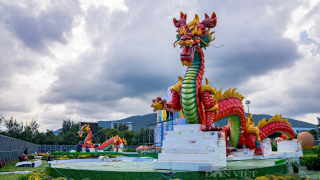 'Hé lộ' về tạo hình Rắn thần Naga 5 đầu biểu tượng linh vật Bình Định Tết Ất Tỵ