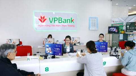 Chứng khoán hôm nay 14/4: VPB vẫn tăng trần, blue-chips bị xả hàng