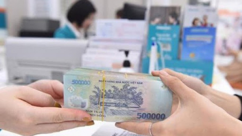 Chi trả tiền hỗ trợ Covid-19 cho NLĐ qua tài khoản