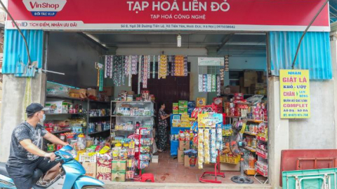 Ra ngõ thấy VinShop, “tạp hóa công nghệ” rộng cửa chinh phục thị trường bán lẻ tỷ đô
