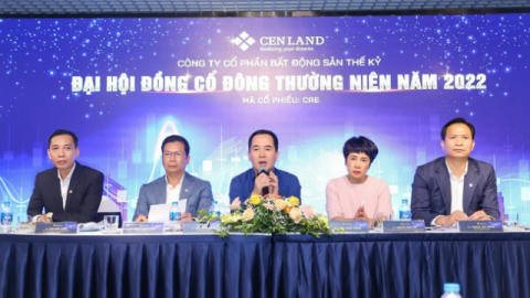 ĐHĐCĐ Cen Land: 'Cổ đông cứ yên tâm, những lúc khó khăn Cen Land có rất nhiều tiền'