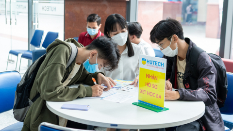 ĐH HUTECH công bố điểm sàn xét tuyển phương thức điểm thi tốt nghiệp THPT, ngành cao nhất lấy 19 điểm