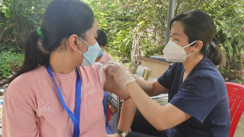 Ca dương tính với SARS-CoV-2 tăng, phát hiện 1 ca tử vong, Đồng Nai tăng tốc tiêm vaccine Covid-19