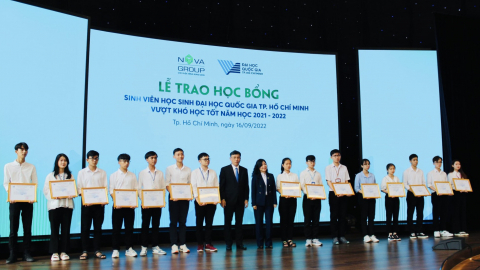 NovaGroup trao 200 học bổng trị giá 1 tỷ đồng cho sinh viên ĐHQG TP.HCM