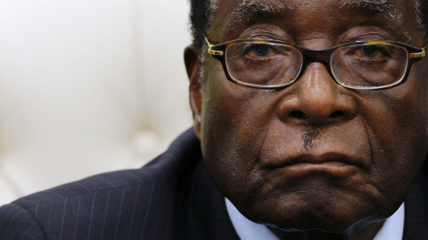 Robert Mugabe đã giải phóng và rồi hủy hoại Zimbabwe ra sao?