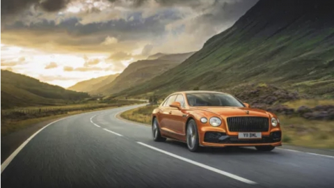 Đã ra mắt Bentley Flying Spur Speed 2023 công suất 635 mã lực