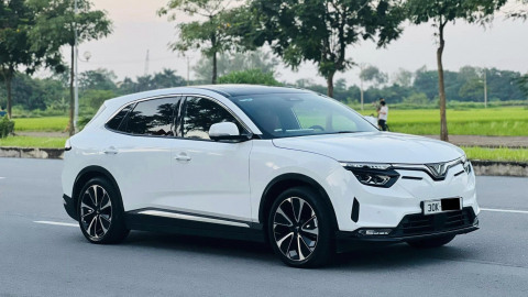 Vì sao người dùng rao bán VinFast VF8?